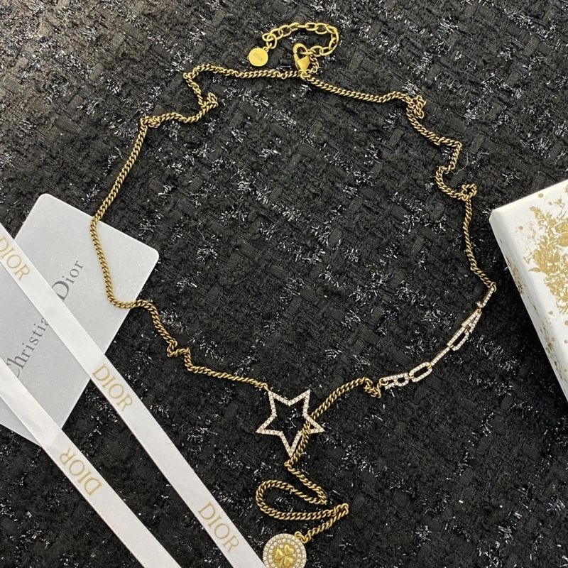Sleek Christian Dior Necklaces 235516