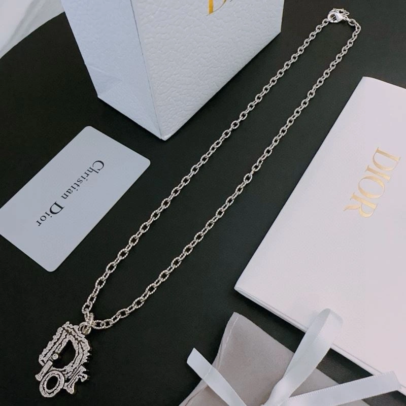 Christian Dior Necklaces Youthful 235501