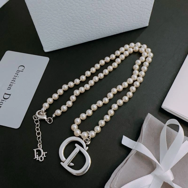 Christian Dior Necklaces UrbanChic 235513