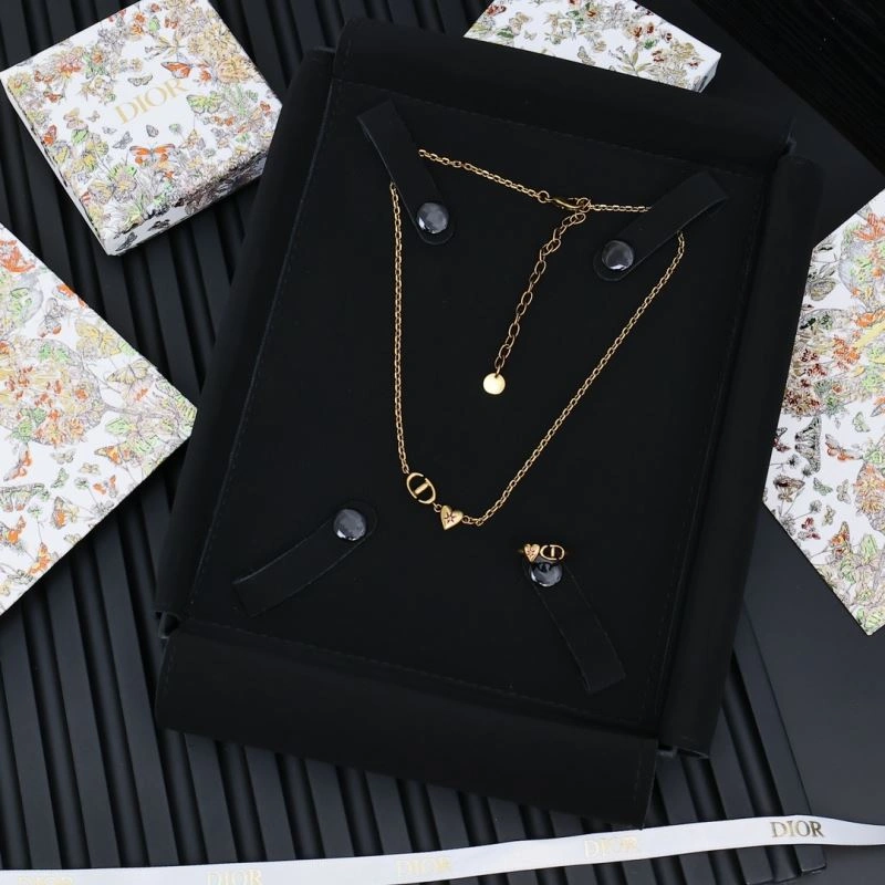 Unisex Christian Dior Necklaces 235492