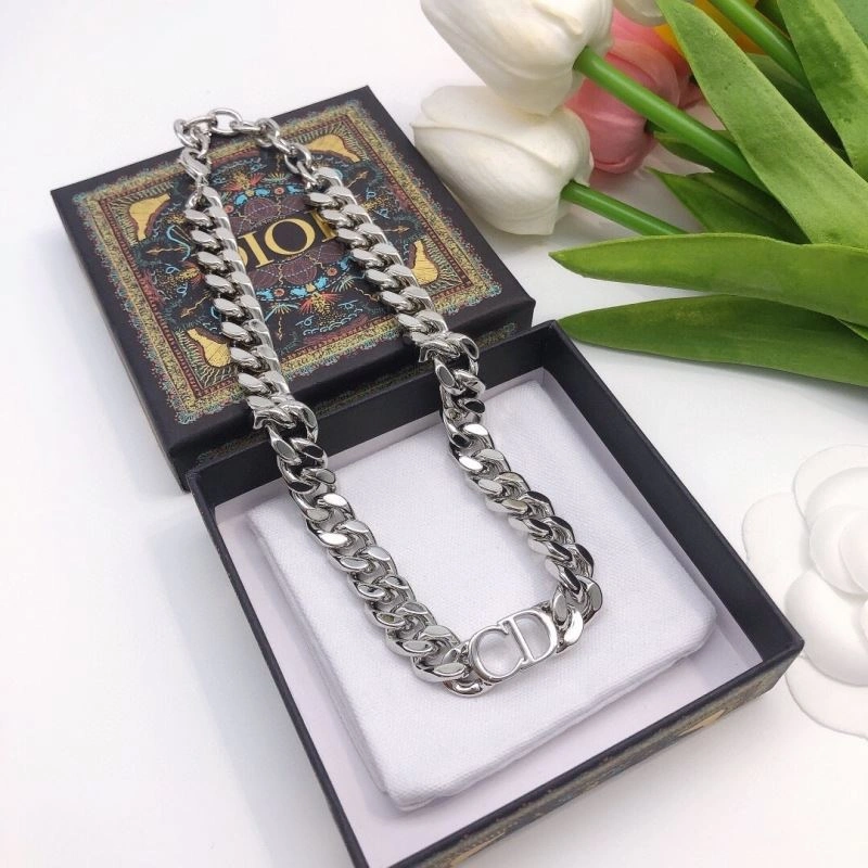 Christian Dior Necklaces Compact 235464