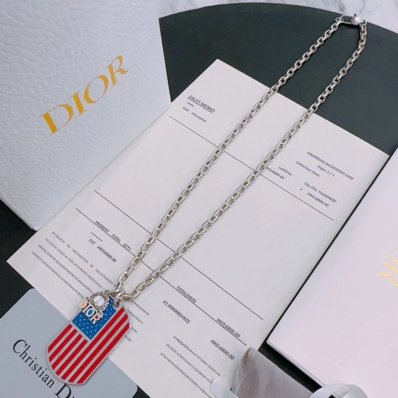 OnTrend Christian Dior Necklaces 235455