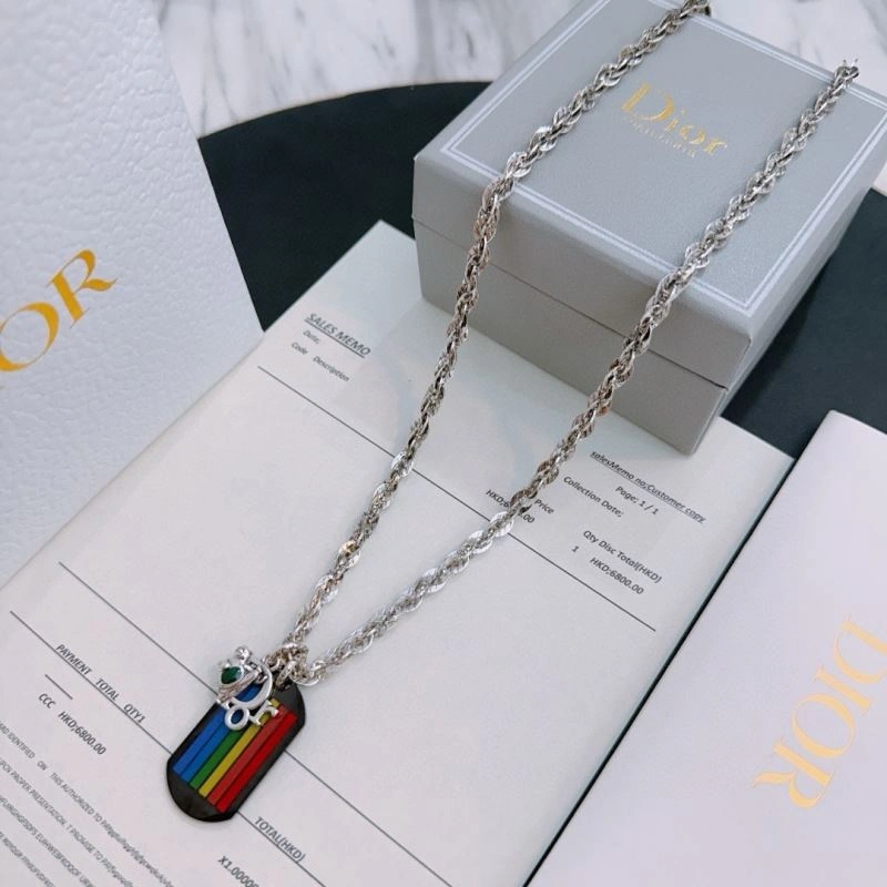 Timeless Christian Dior Necklaces 235445