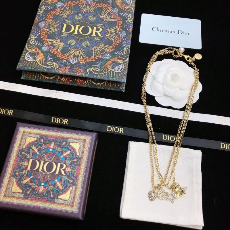 Soft Christian Dior Necklaces 235428