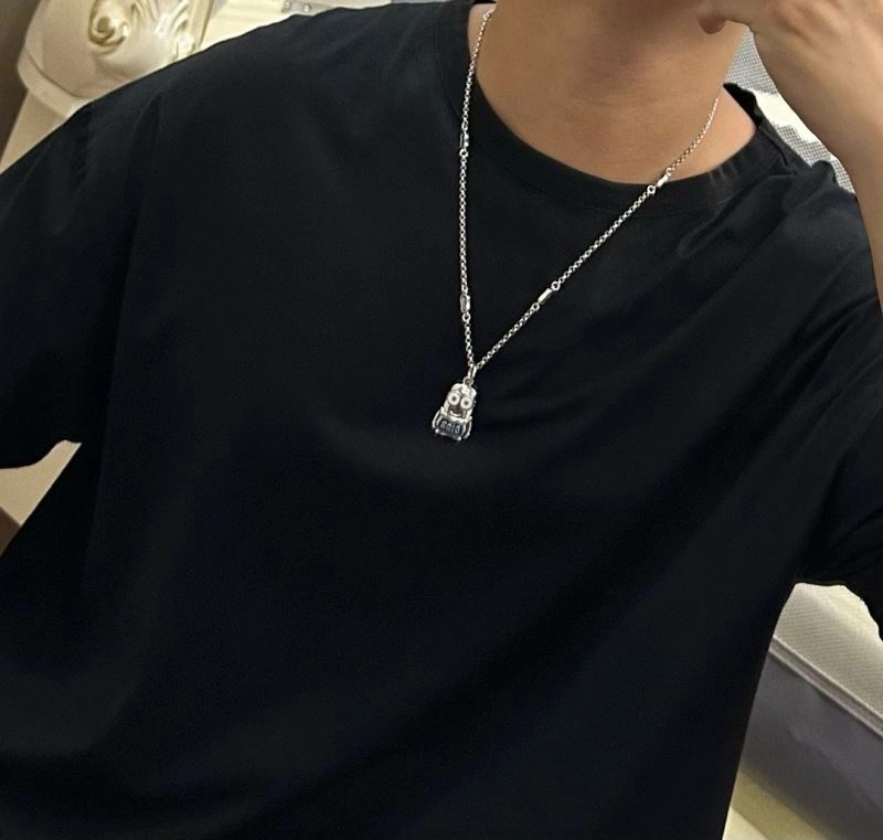 Vibrant Christian Dior Necklaces 235233