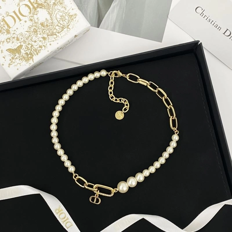 Thermal Christian Dior Necklaces 235215