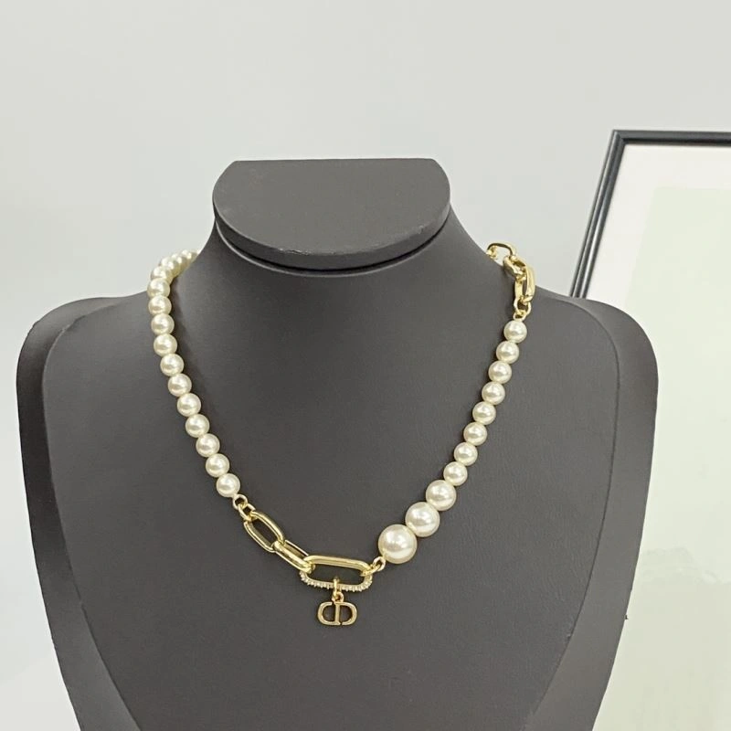 Thermal Christian Dior Necklaces 235215