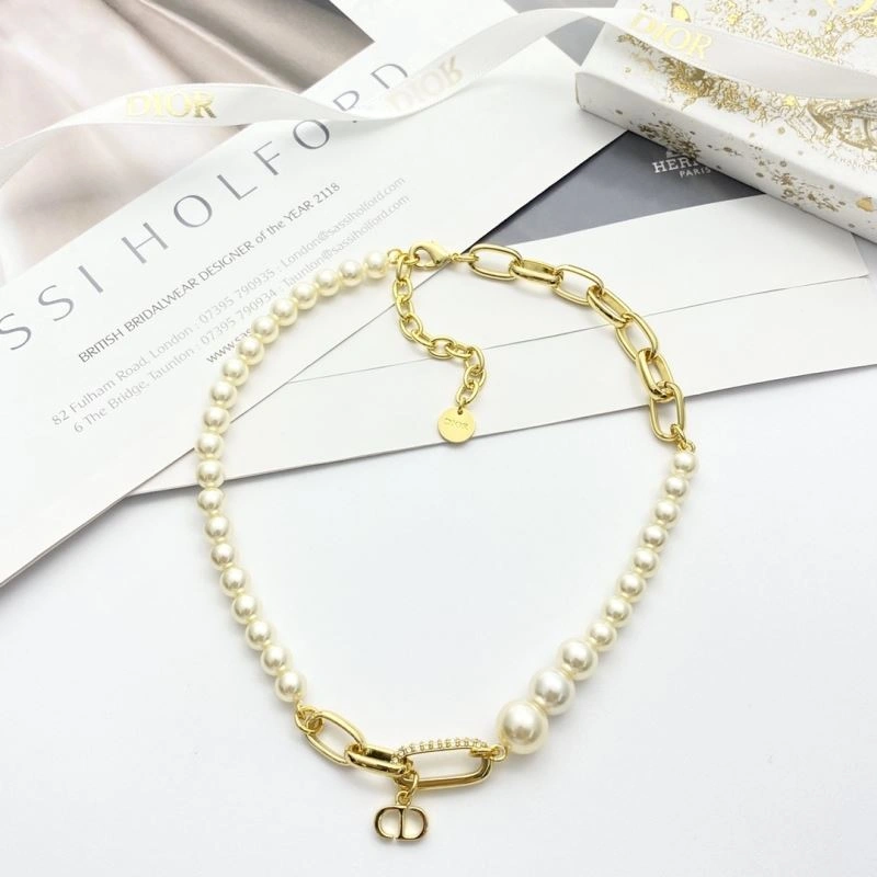 Thermal Christian Dior Necklaces 235215