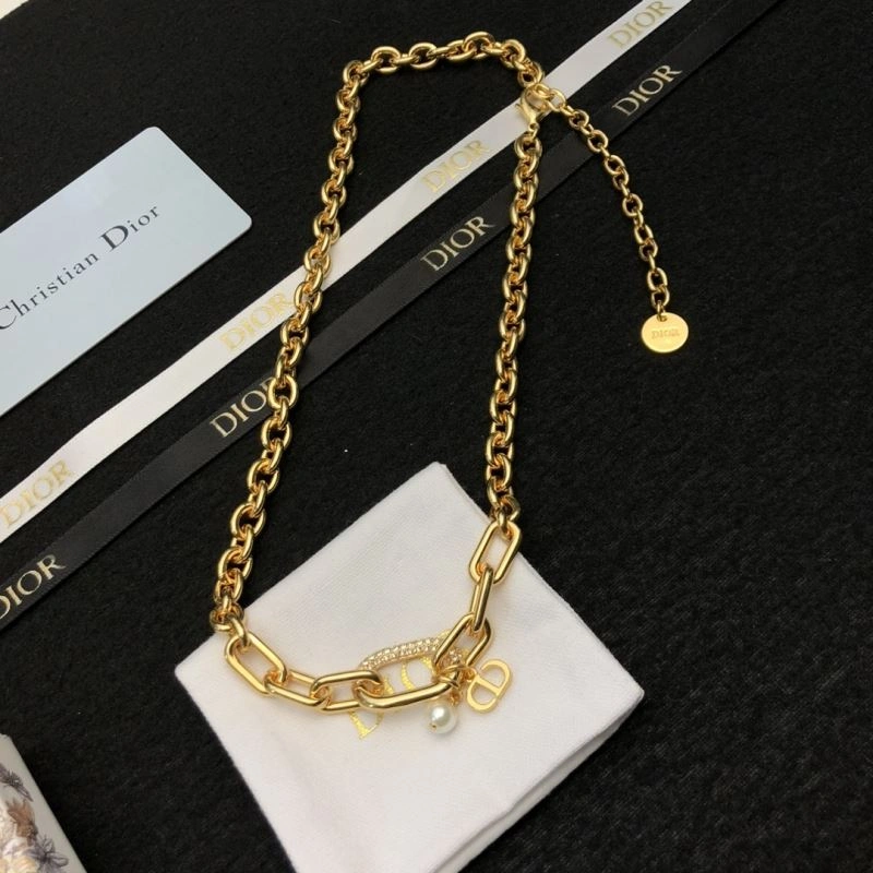 Christian Dior Necklaces Attractive 235220