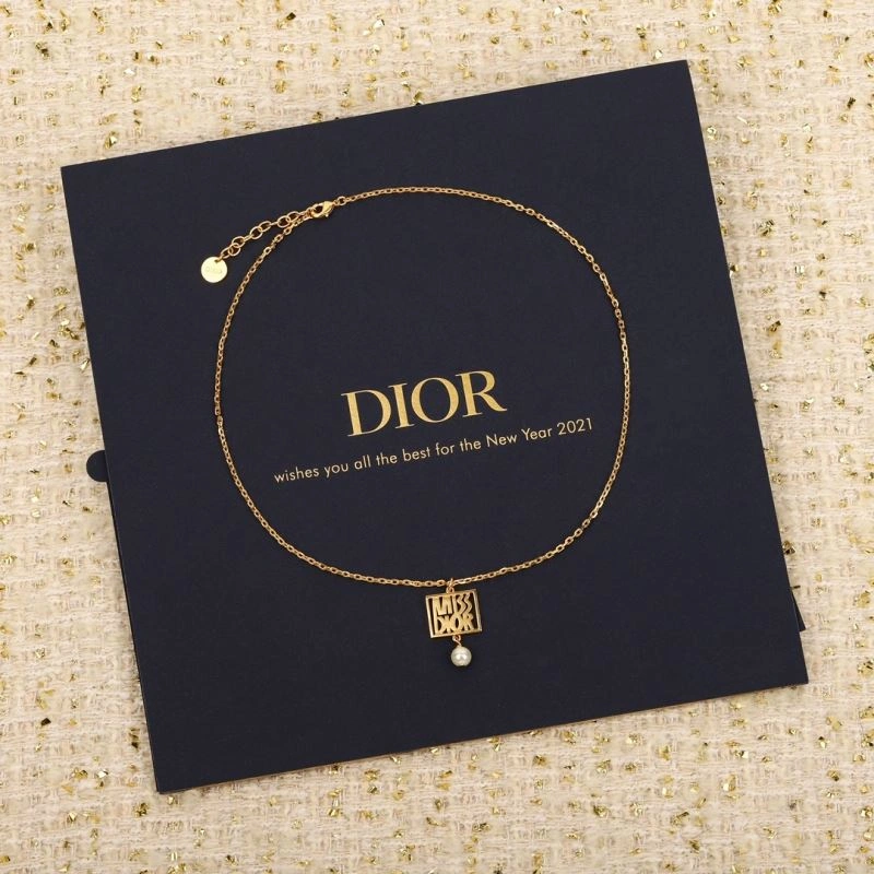 MultiPurpose Christian Dior Necklaces 235194