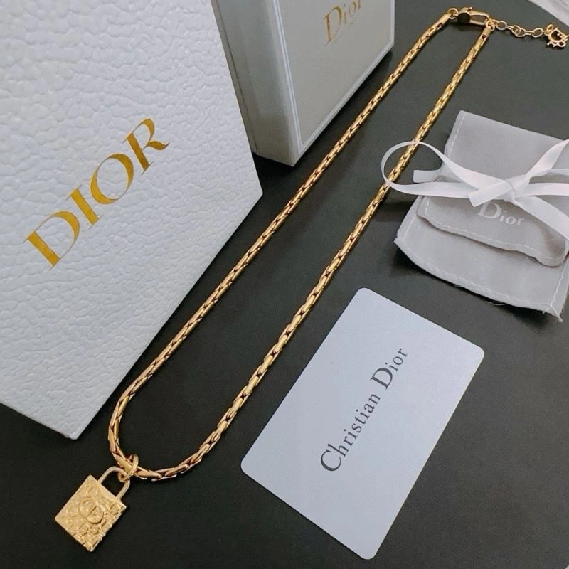 Christian Dior Necklaces Stretchable 235201