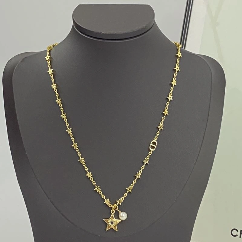 Christian Dior Necklaces Sporty 235187