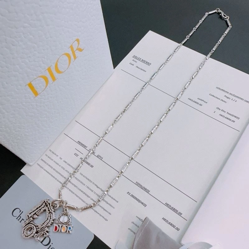 UrbanStyle Christian Dior Necklaces 235180