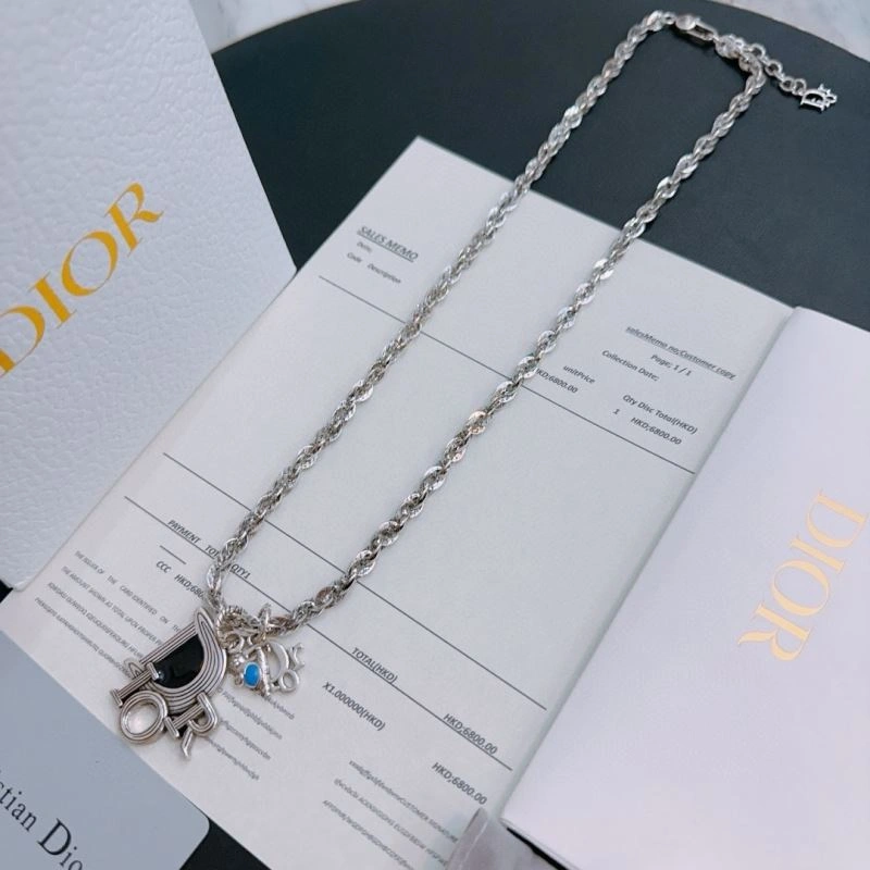 Sleek Christian Dior Necklaces 235181