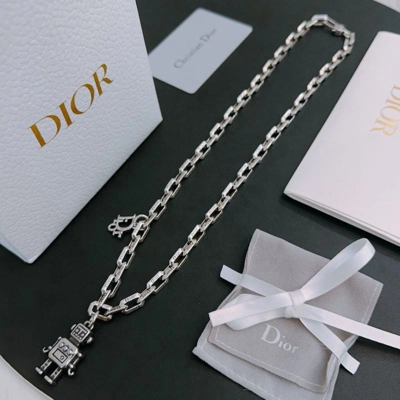Christian Dior Necklaces Reliable 234834