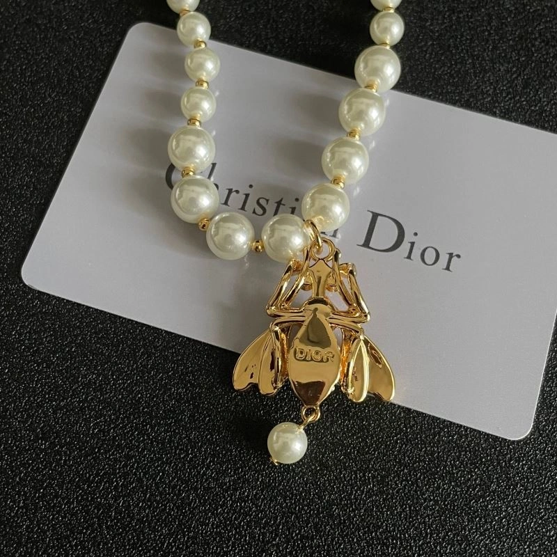WrinkleFree Christian Dior Necklaces 234824