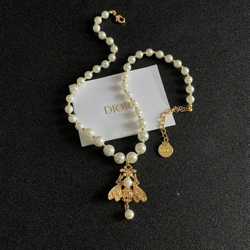 WrinkleFree Christian Dior Necklaces 234824