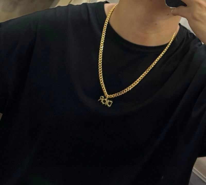 Packable Christian Dior Necklaces 234805
