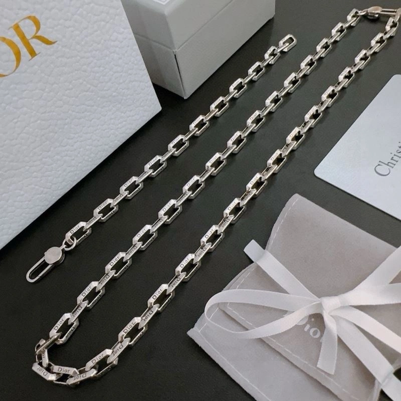 OnTrend Christian Dior Necklaces 234854