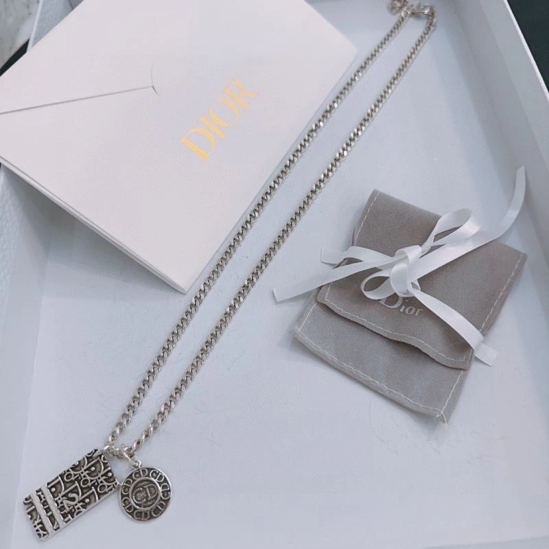ComfortFit Christian Dior Necklaces 234777