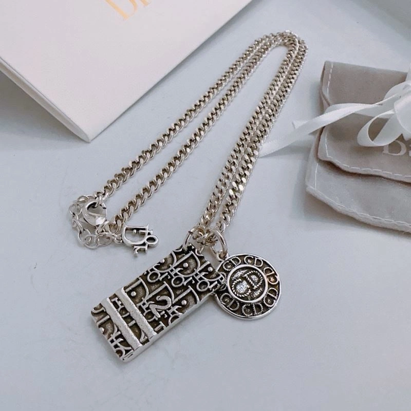 ComfortFit Christian Dior Necklaces 234777