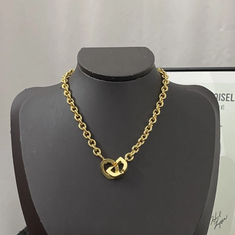 Versatile Christian Dior Necklaces 234755