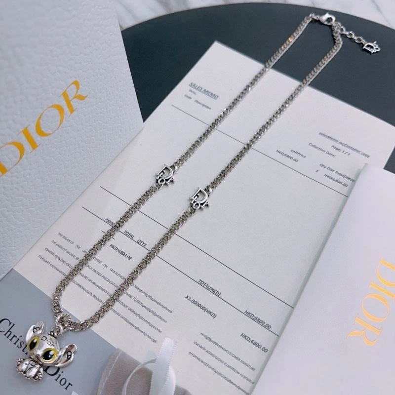 UrbanStyle Christian Dior Necklaces 234716