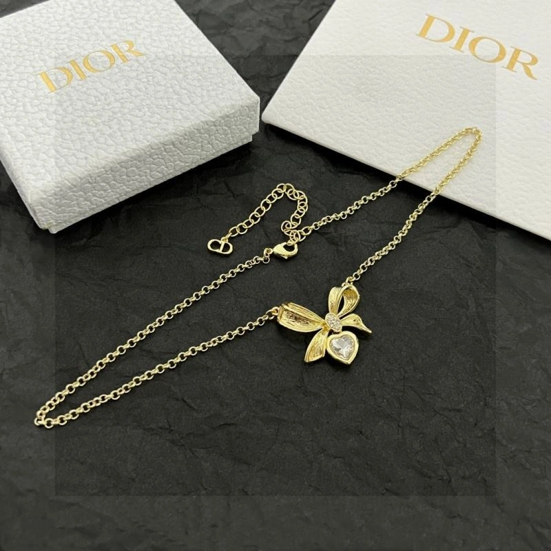 Youthful Christian Dior Necklaces 234366