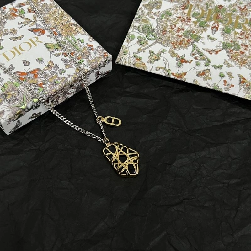 Christian Dior Necklaces Comfortable 234347