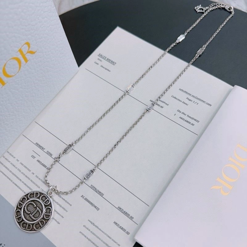 Stylish Christian Dior Necklaces 234105