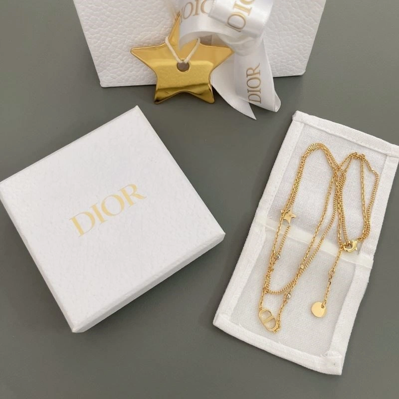 Christian Dior Necklaces Attractive 234080