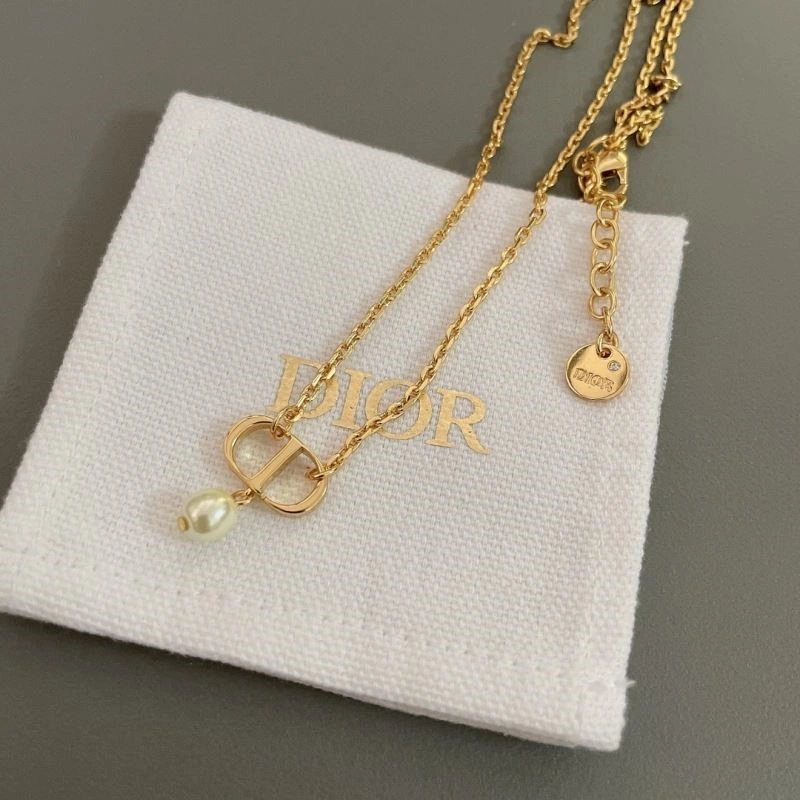 Christian Dior Necklaces ModernLook 233821