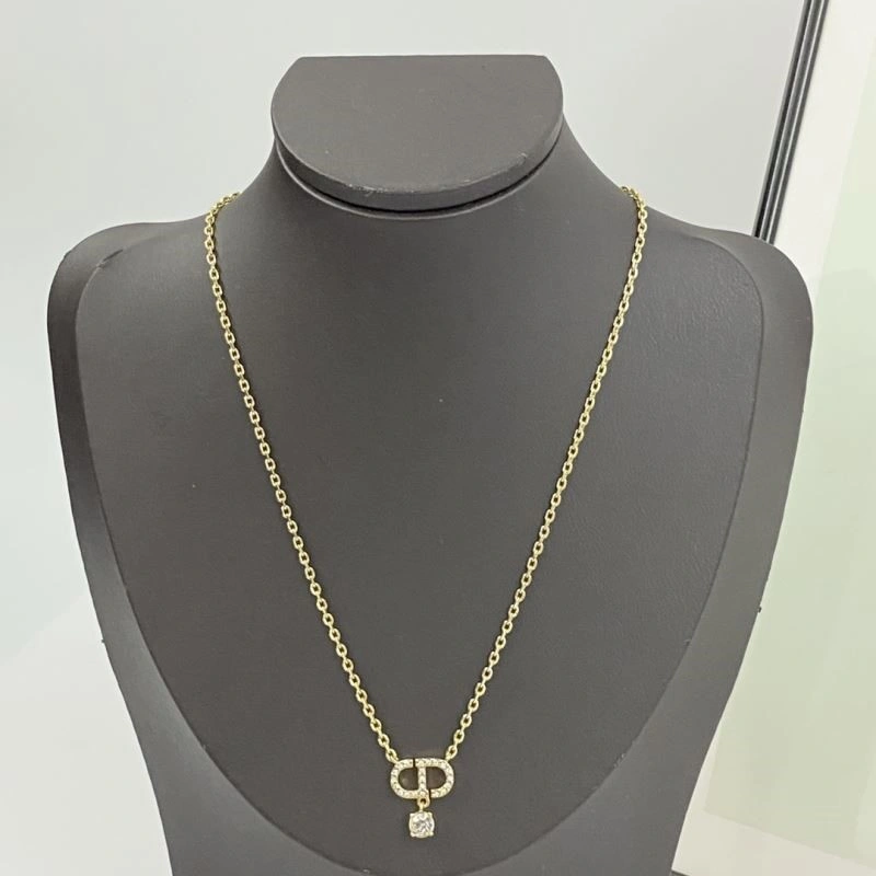 Christian Dior Necklaces Attractive 233797