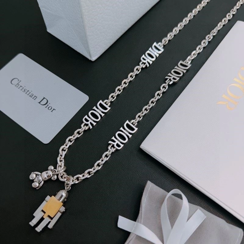 OdorResistant Christian Dior Necklaces 233793