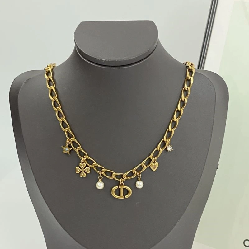 Supportive Christian Dior Necklaces 233760