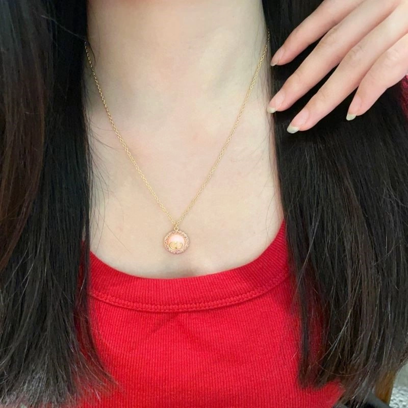 Minimalist Christian Dior Necklaces 233445