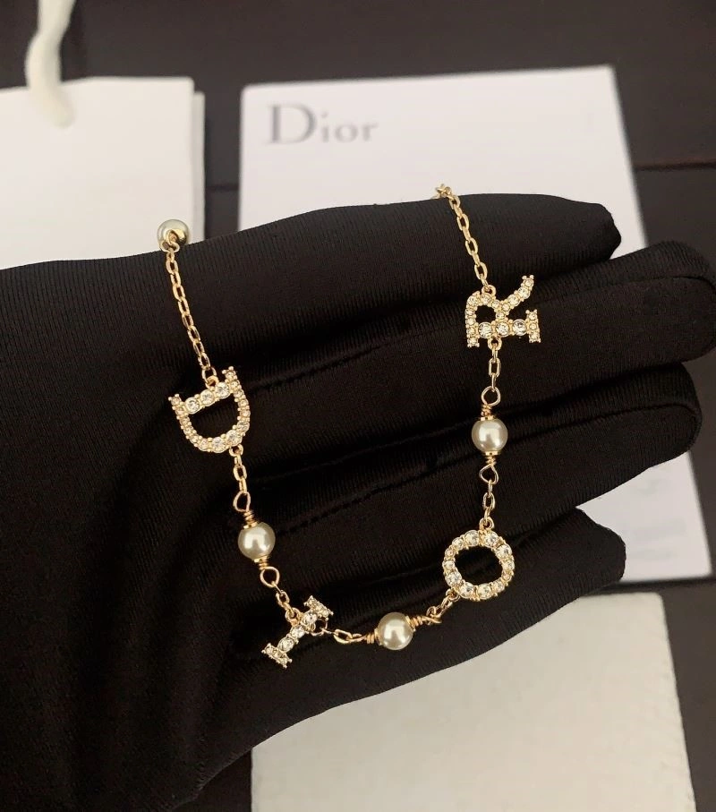 OdorResistant Christian Dior Necklaces 233424