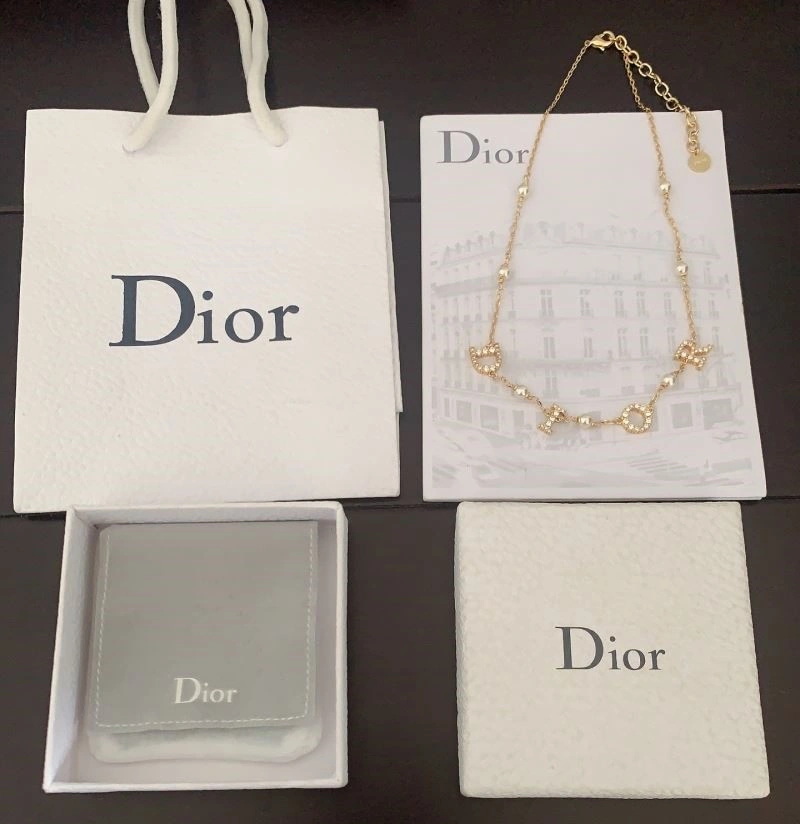 OdorResistant Christian Dior Necklaces 233424