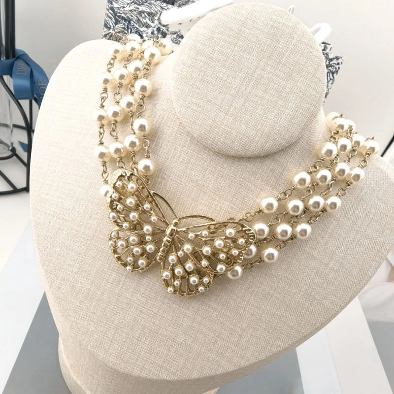 Christian Dior Necklaces FashionForward 233402