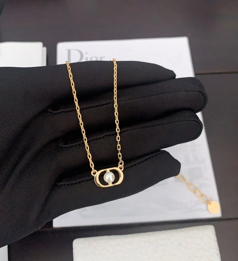 ComfortFit Christian Dior Necklaces 233389
