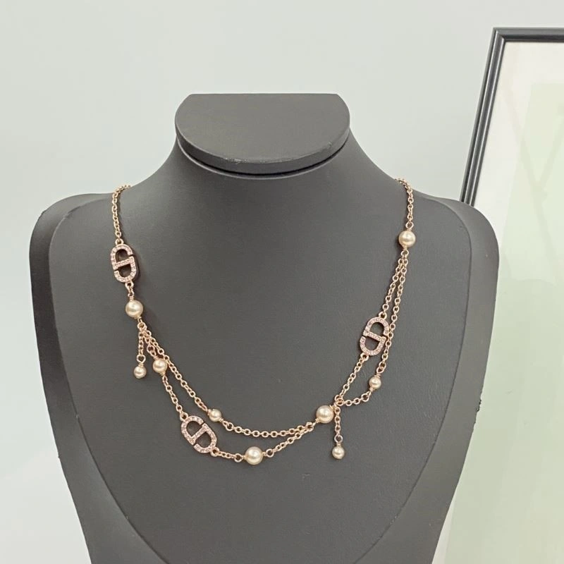 Sleek Christian Dior Necklaces 233429