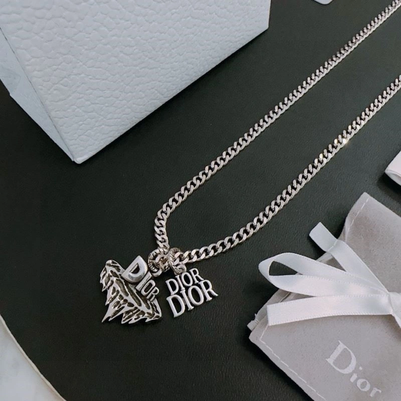 OnTrend Christian Dior Necklaces 233372
