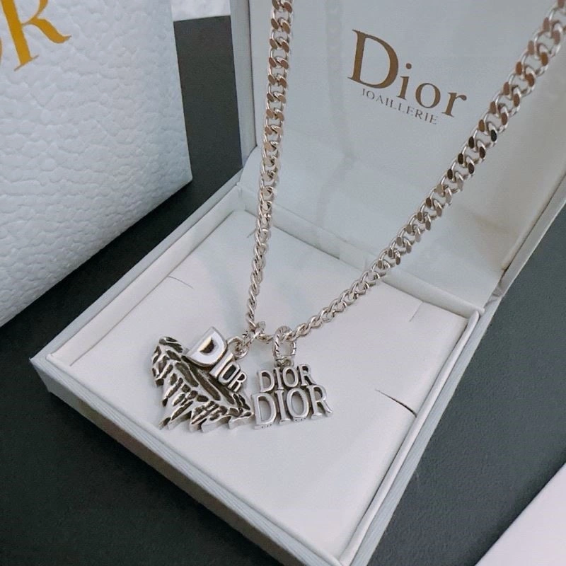 OnTrend Christian Dior Necklaces 233372