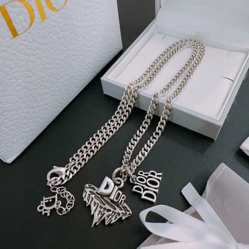 OnTrend Christian Dior Necklaces 233372