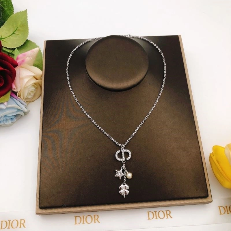 Christian Dior Necklaces Classic 233343