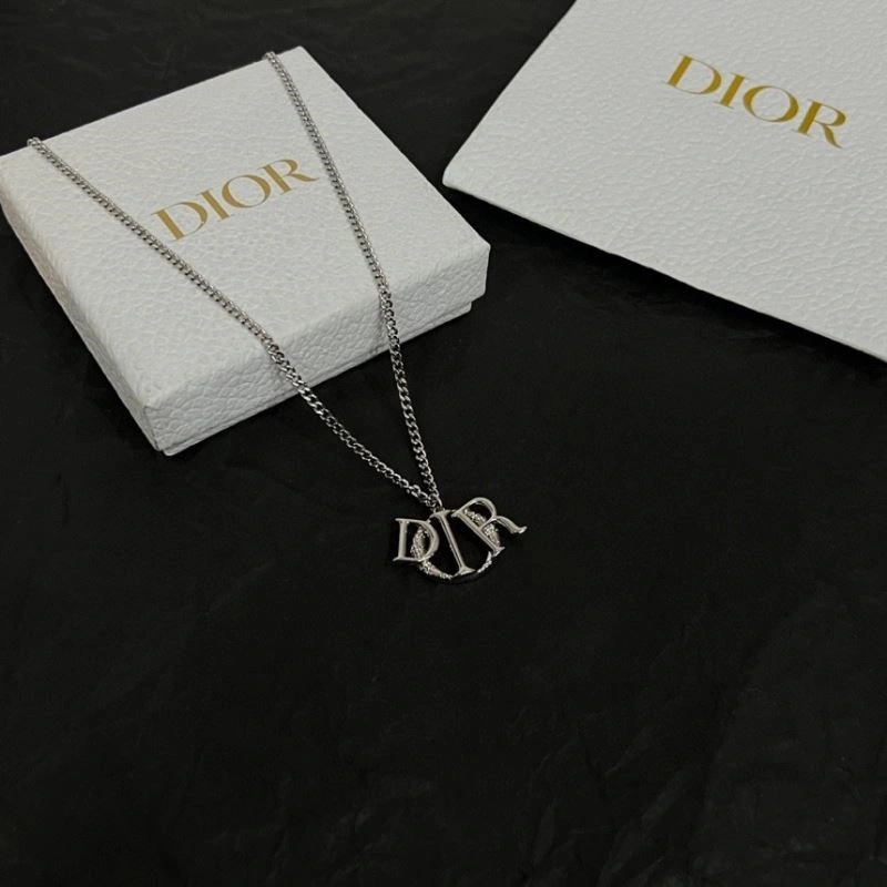 Premium Christian Dior Necklaces 233348