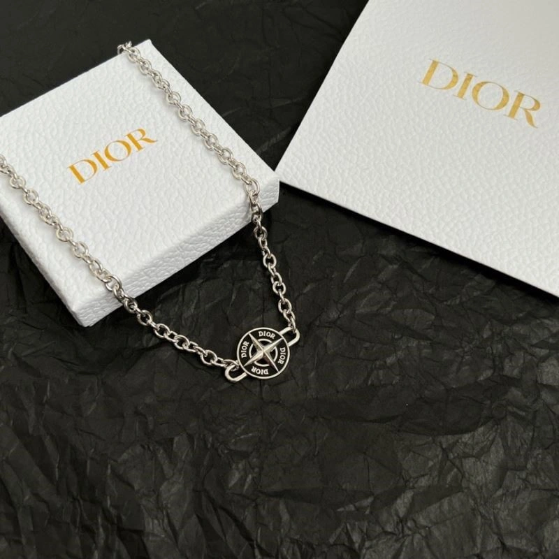 Christian Dior Necklaces AllSeason 233332
