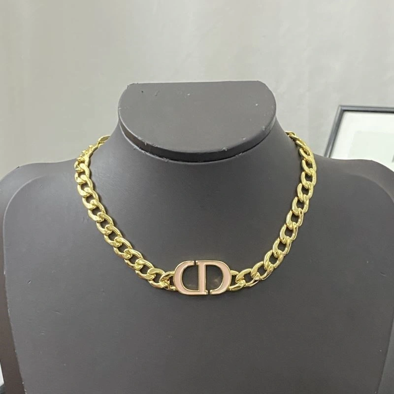 Casual Christian Dior Necklaces 233036
