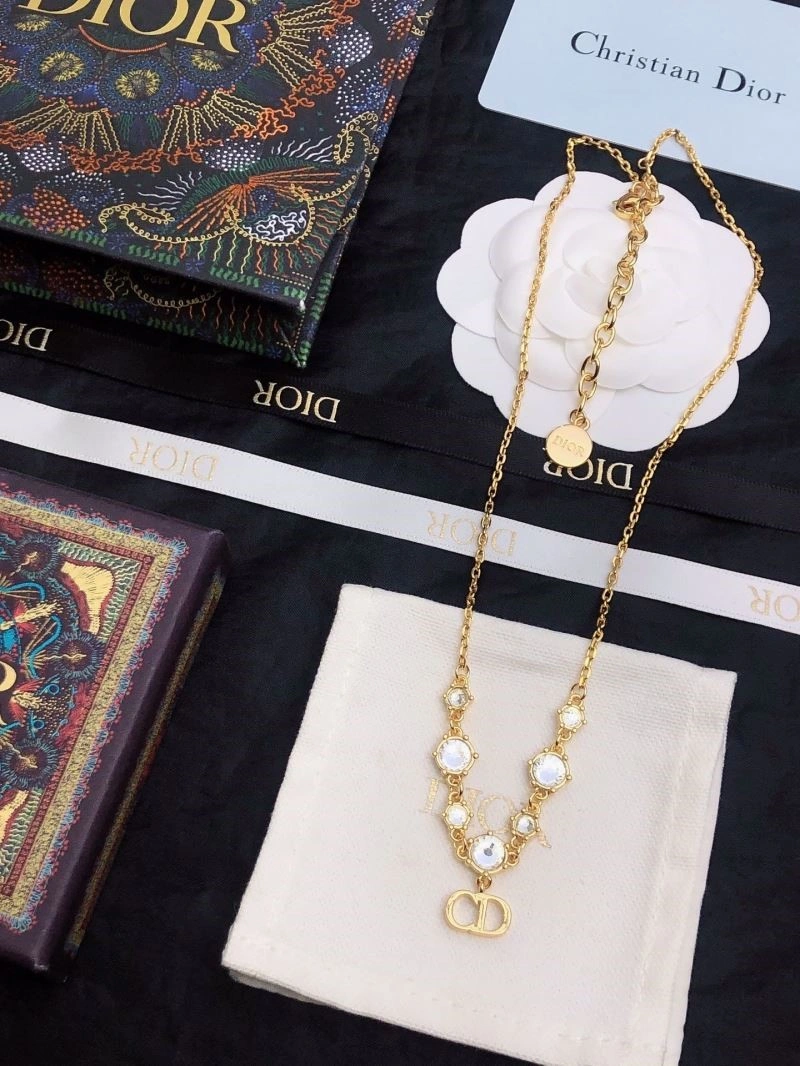 HighQuality Christian Dior Necklaces 233051