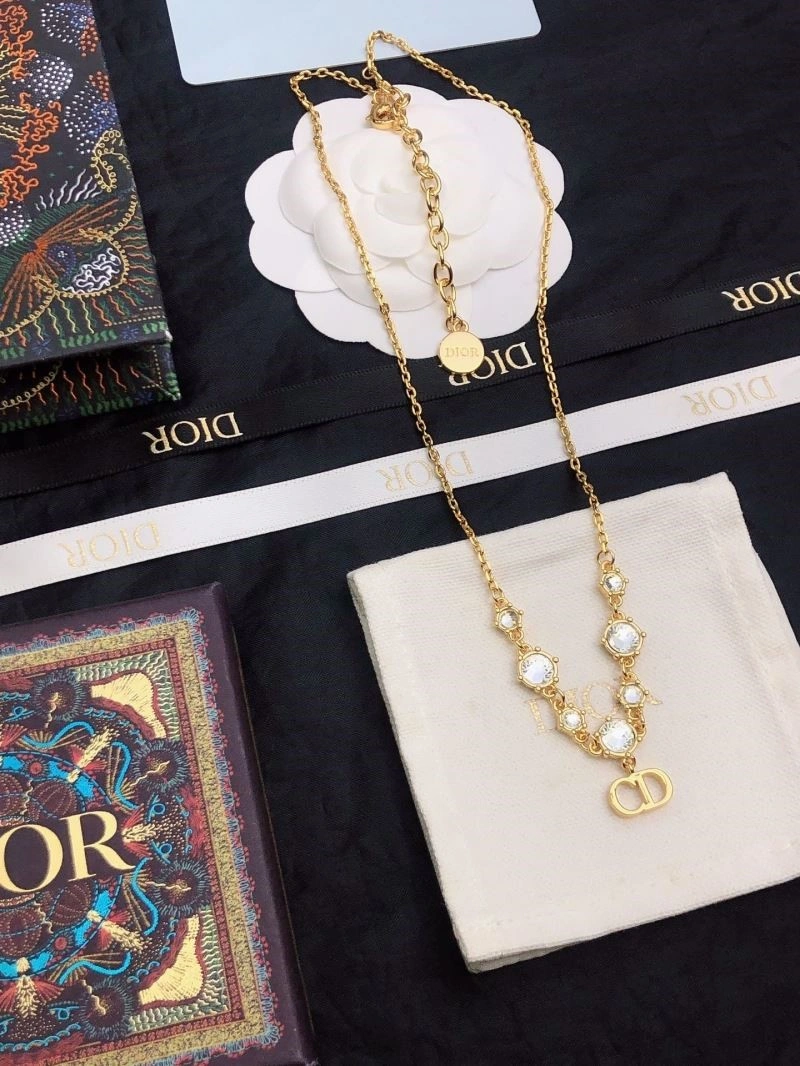HighQuality Christian Dior Necklaces 233051